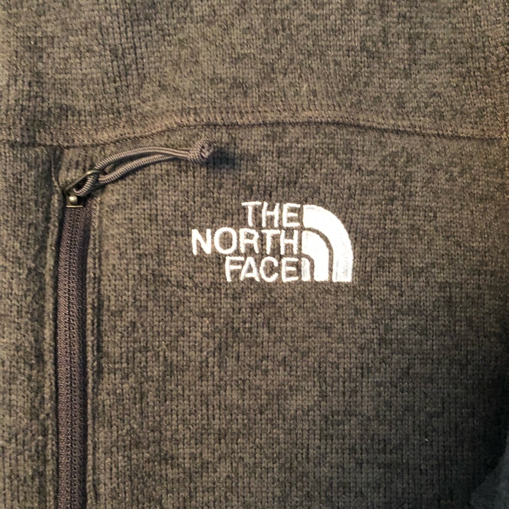 Men’s North Face fleece zip up - Picture 2 of 4